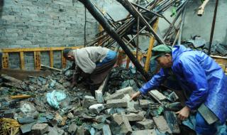 实拍重庆大风暴雨 实拍重庆大风暴雨
